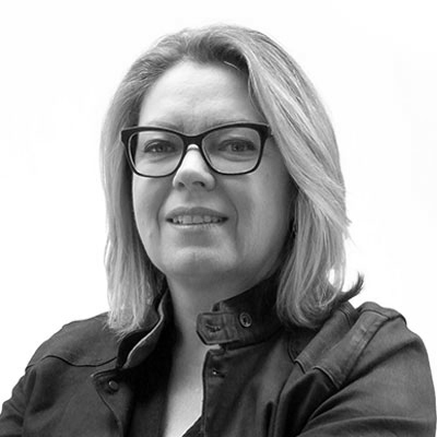 SUSANNE-VAN-DER-LEE SUSANNE-VAN-DER-LEE