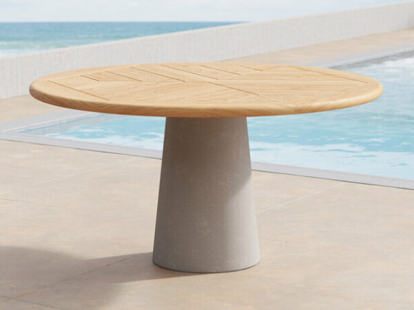 Cassina outdoor “Dine out” buitentafel 140cm by Rodolfo Dordoni