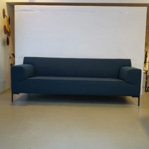 Design on Stock “Bloq” bank, ontwerp Roderick Vos